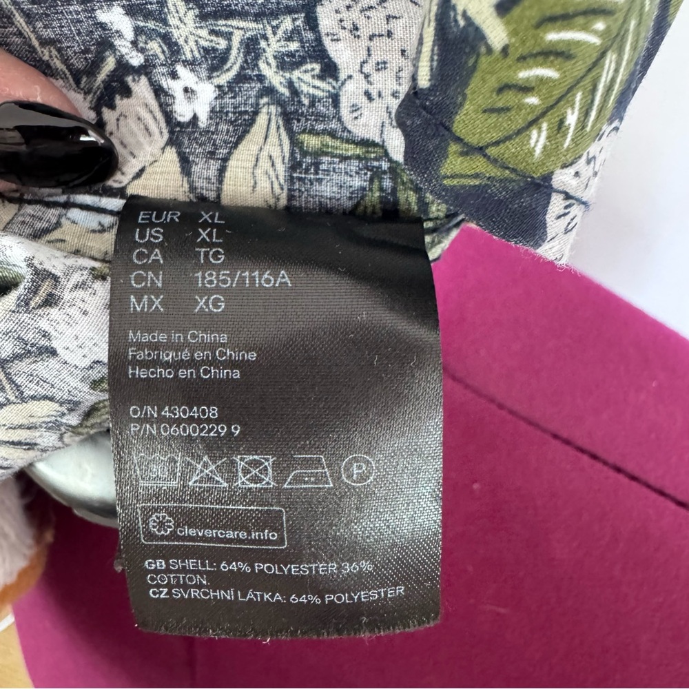 H&M Floral Print Button-Down Shirt Mens XL Slim Fit Black Botanical Long Sleeve - Picture 6 of 6